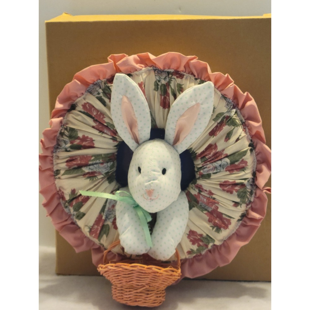 Avon Springtime Greetings Wreath Vtg Easter Bunny Floral Farmhouse Pink Cream